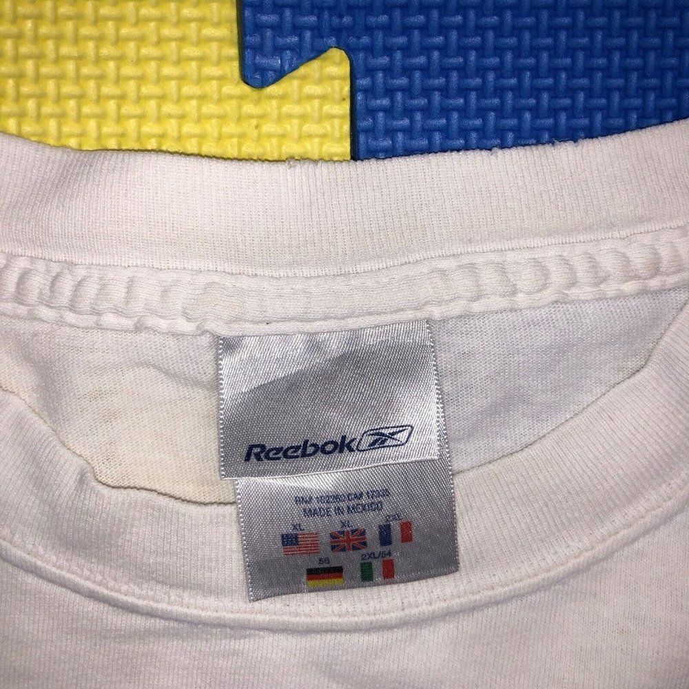 Vintage Thrashed Sun Faded Reebok T-Shirt Paint Distressed Classic Logo XL - Picture 3 of 11